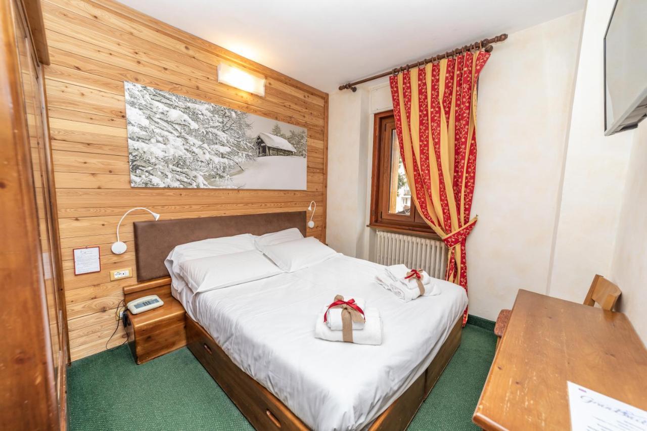 Hotel Gran Baita Соз-д'Улькс Екстер'єр фото